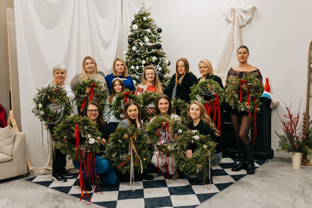 Winter Floral Workshop 16